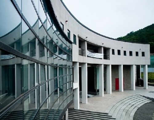 首尔艺术大学