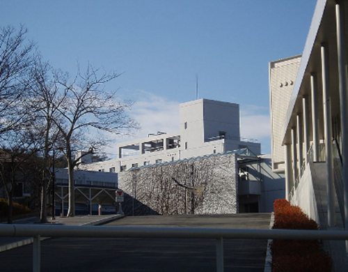 神户艺术工科大学
