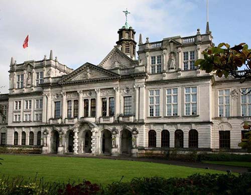 卡迪夫大学