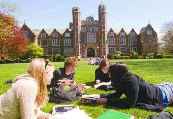 新西兰留学减少支出花费